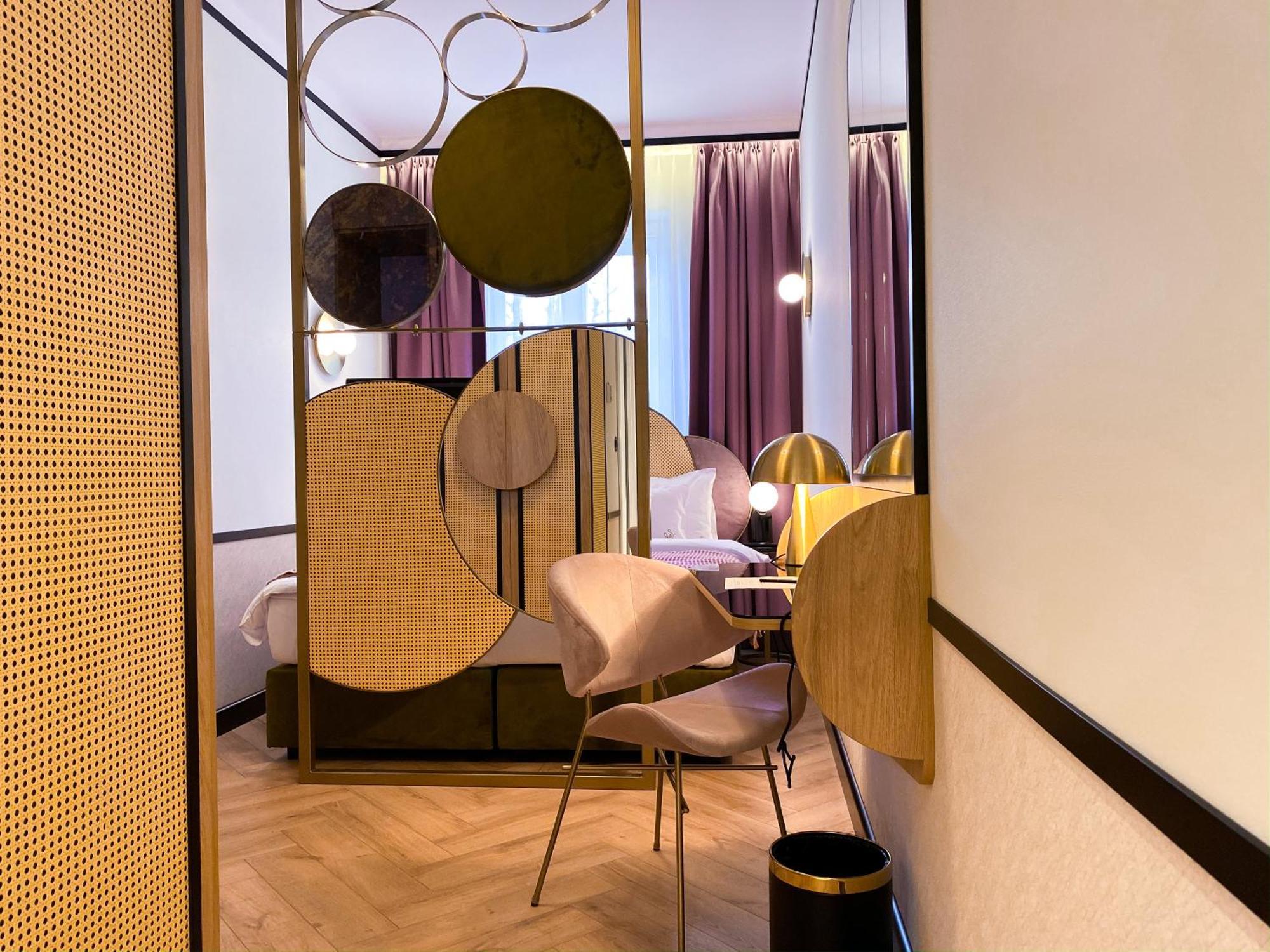 Sleepwell Boutique Apartments Варшава Стая снимка